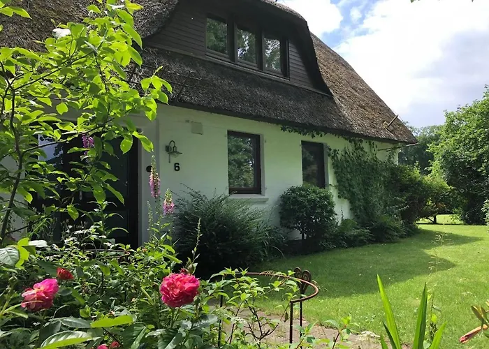 Reetdachlandhaus Wiemershoern Nyaraló *