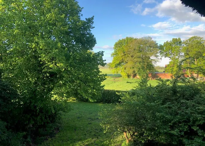 Reetdachlandhaus Wiemershoern Nyaraló *