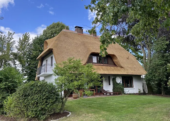 Nyaraló Reetdachlandhaus Wiemershoern